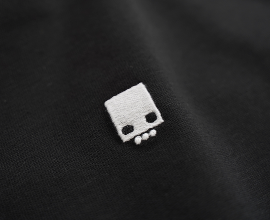 Oversize Skull · Black