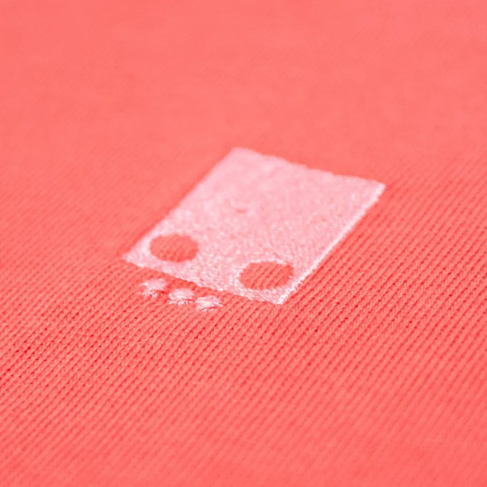 Archive Extra 01 · Crimson Skull Crop · 3